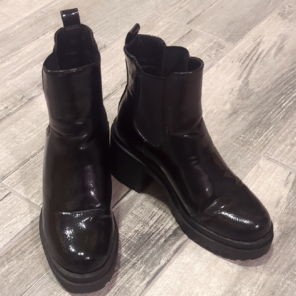 DIBA Patent Leather Like Chunky Combat Boots, Women's Size 8 - Picture 1 of 7